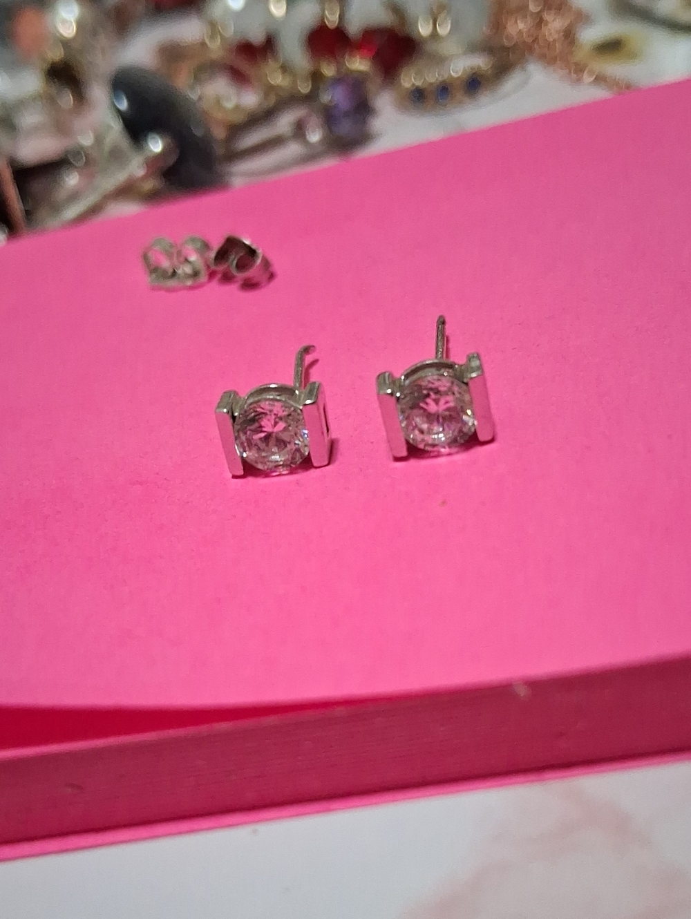 925 Classic Silver Solitaire Stud Earrings with Clear Stones - Women Jewelry